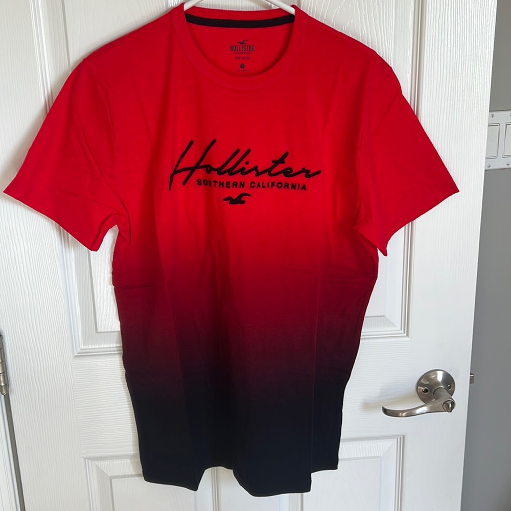 Brand New Men’s Hollister Shirt